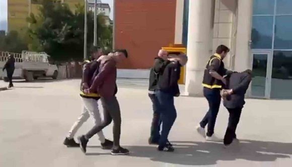 HATAY’DA HAPİS CEZASI İLE ARANAN 3 KİŞİ YAKALANDI