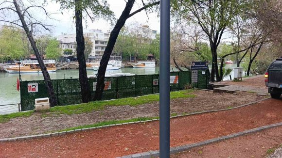 KAYIP OLARAK ARANAN 29 YAŞINDAKİ ÖĞRETMEN ADAYININ IRMAKTA CANSIZ BEDENİ BULUNDU