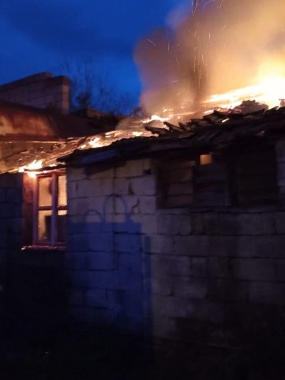 DÖRTYOL’DA METRUK BİNA YANGINI