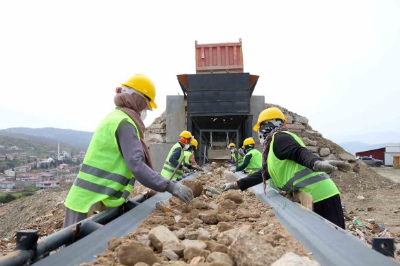 KAHRAMANMARAŞ’TA SIFIR ATIKTA ÖRNEK ÇALIŞMALAR