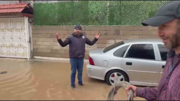 HATAY’DA DOLU VE SAĞANAK YAĞIŞ SONRASI SEL MEYDANA GELDİ