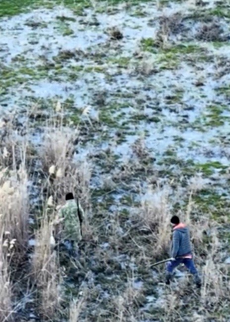 BURDUR’DA KAÇAK AVCILAR DRONDAN KAÇAMADI