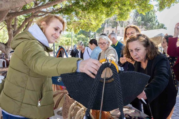 MANAVGAT’TA KADIN EMEĞİNE DESTEK BÜYÜYOR