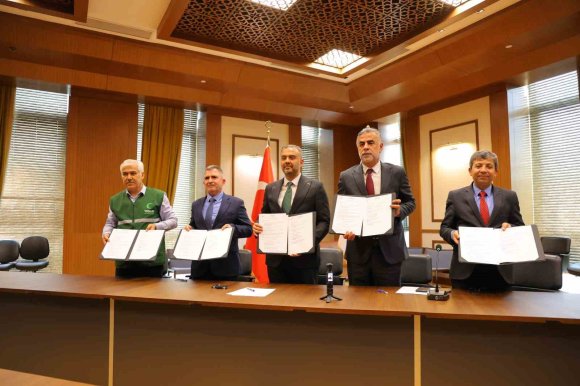 ONİKİŞUBAT BELEDİYESİ’NDEN EVLİ VE EVLENECEK ÇİFTLERE ’AİLE AKADEMİSİ’