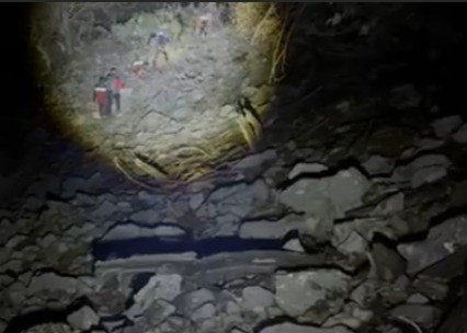 KAHRAMANMARAŞ’TA MAHSUR KALAN 8 DAĞCI KURTARILDI