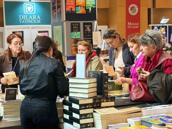 KEPEZ KİTAP FUARI KAPILARINI AÇTI: EDEBİYAT DOLU 10 GÜN BAŞLADI