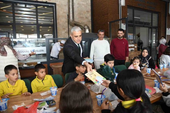 OSMANİYE’DE "100 ATIK PİLE BİR PİZZA" PROJESİNE MİNİKLERDEN DESTEK