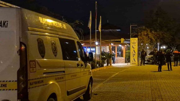 RESTORANDA ÖNCE SELAMLAŞTILAR, SONRA SİLAHLAR KONUŞTU: 1 ÖLÜ, 1 YARALI