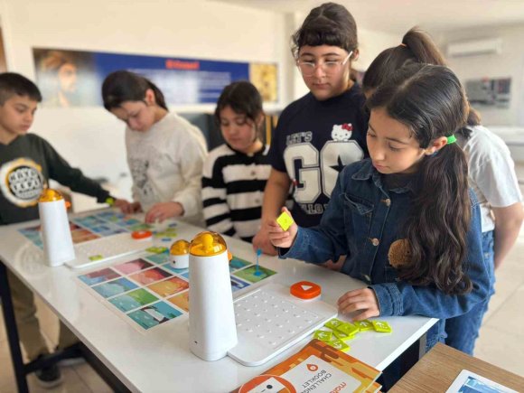 YAPARAK YAŞAYARAK ÖĞRENME MERKEZİ ÖĞRENCİLERİN YENİ EĞİTİM DURAĞI OLDU