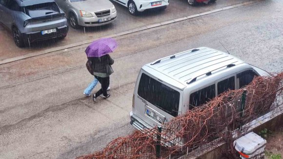 ADANA’DA YAĞMUR SELE NEDEN OLDU