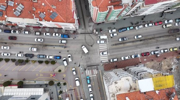 CUMHURİYET CADDESİ ANKETİNDEN "YENİDEN DÜZENLENMESİ" KARARI ÇIKTI