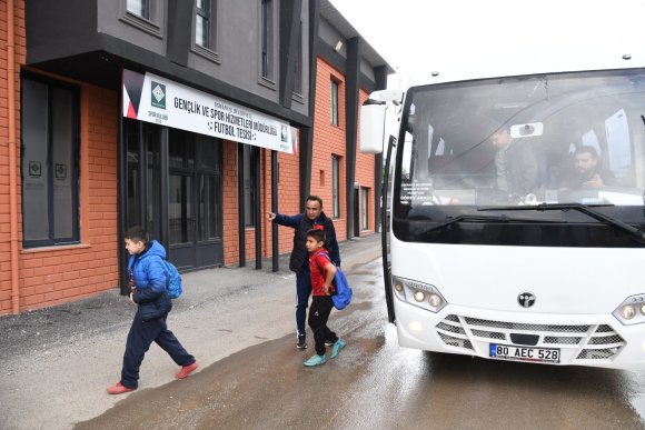 OSMANİYE BELEDİYESİ SPOR KULÜBÜ, EĞİTİMLERE BAŞLADI