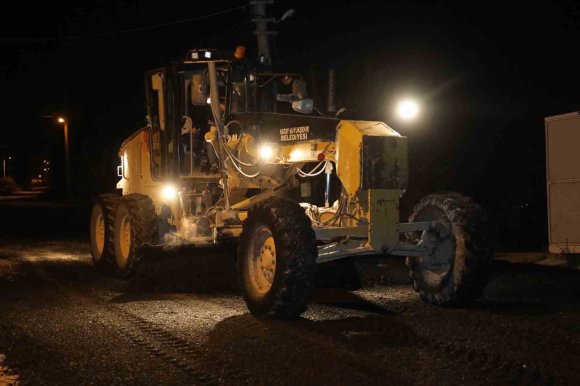 ANTAKYA’DA YOL BAKIM VE ONARIM ÇALIŞMALARI SÜRÜYOR