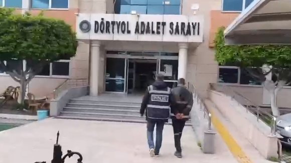 HATAY’DA 26 YIL VE 19 YIL HAPİS CEZASI BULUNAN 2 KİŞİ YAKALANDI