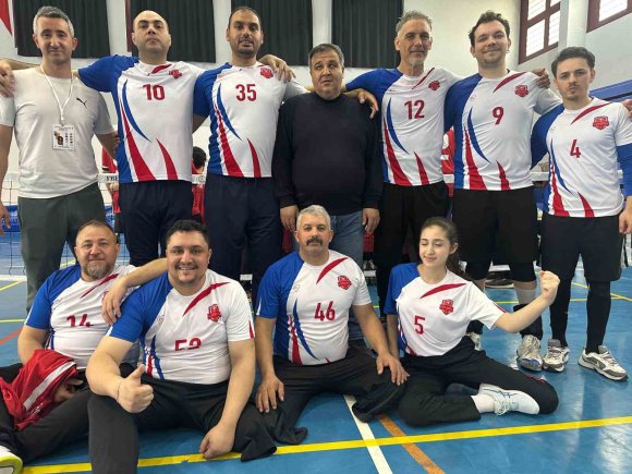 OTURARAK VOLEYBOL SÜPER LİG’İNDE BÜYÜKŞEHİR BELEDİYESPOR RÜZGÂRI