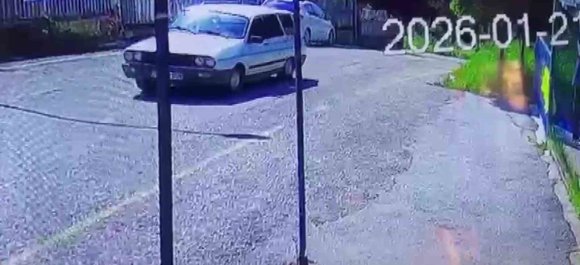 ENGELLİ EVLADI İÇİN BİRİKTİRDİĞİ ALTINLARI DOLANDIRICILARA VERDİ, POLİS BULDU