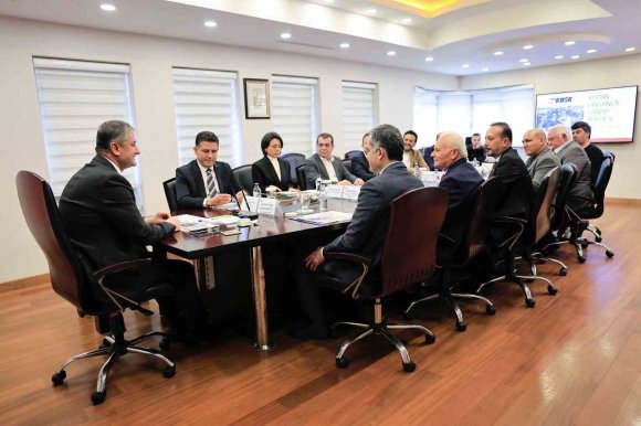 4 KİLOMETRELİK ÇEVRE YOLU VE KAPALI DEVRE SULAMA SİSTEMİ İÇİN ÇALIŞMALAR BAŞLATILDI