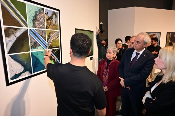 KEPEZ’DE AKDENİZ ÜNİVERSİTESİ MEZUNU GENÇ SANATÇILARIN OBJEKTİFİNDEN HAYAT SERGİSİ