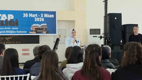 HASSALI YAZARIN SÖYLEŞİSİ HEMŞERİLERİNDEN YOĞUN İLGİ GÖRDÜ