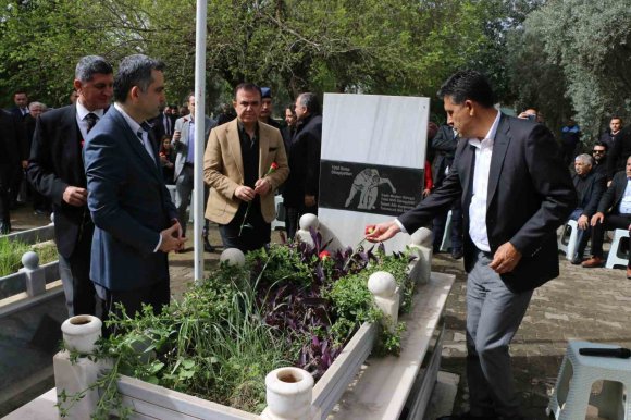 OLİMPİYAT ŞAMPİYONU MİLLİ GÜREŞÇİ İSMET ATLI VEFATININ 12’NCİ YILINDA ANILDI