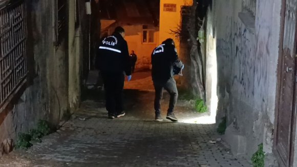 KAHRAMANMARAŞ’TA POMPALI TÜFEKLİ SALDIRI: 1 AĞIR YARALI, 4 ŞÜPHELİ YAKALANDI