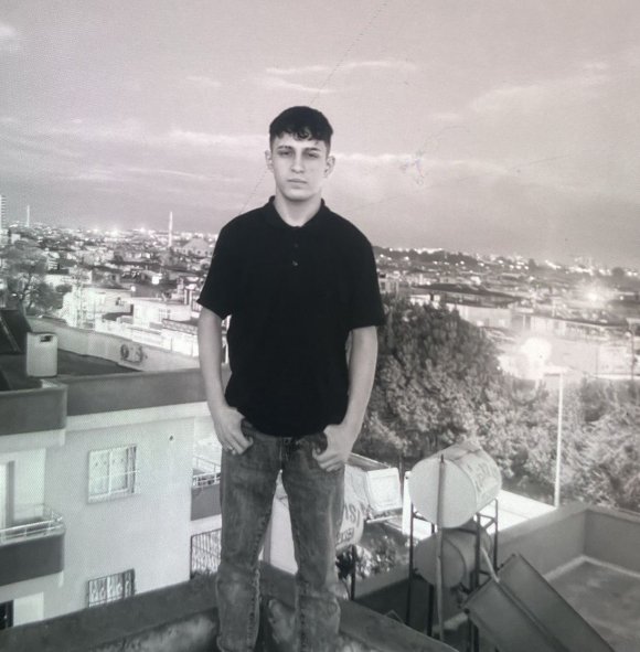 TARSUS’TA KAYIP GENÇ AKINTIYA BÖYLE KAPILDI: SON GÖRÜNTÜLERİ ORTAYA ÇIKTI