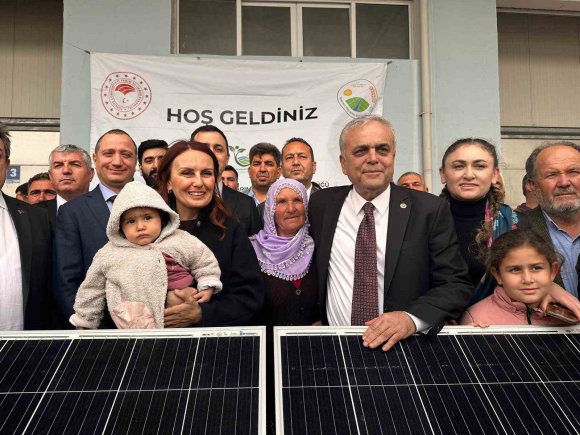MERSİN’DE HAYVANCILIĞA GÜNEŞ ENERJİLİ DESTEK