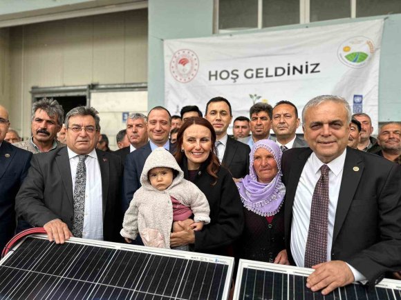 MERSİN’DE HAYVANCILIĞA GÜNEŞ ENERJİLİ DESTEK