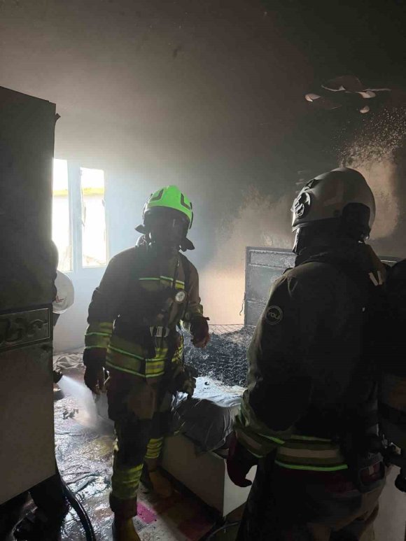 ANTAKYA’DA EV YANGINI