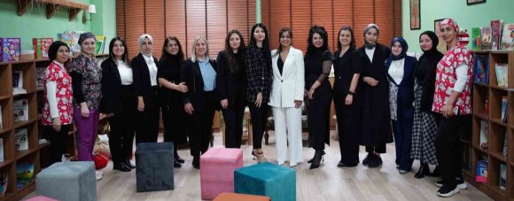 SUZAN TEYZE’NİN ADI DEDE KORKUT’TA KÜTÜPHANEYE VERİLDİ