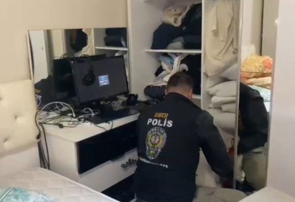 SİBER DOLANDIRICILIK OPERASYONUNDA 15 KİŞİ TUTUKLANDI