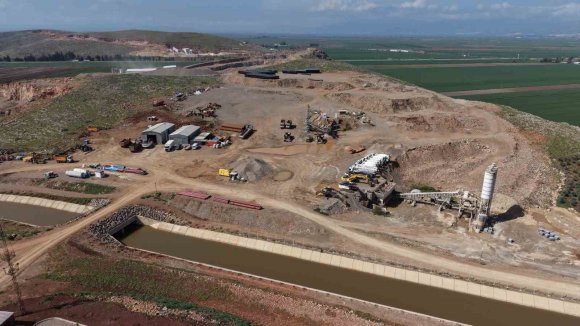 AMİK OVASI’NA HAYAT VERECEK PROJEDE ÇALIŞMALAR SÜRÜYOR