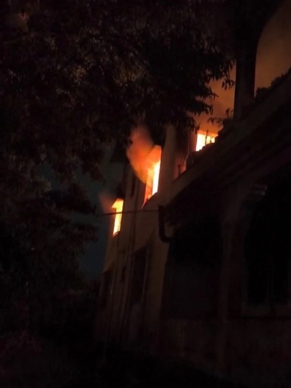 REYHANLI’DA EV YANGINI