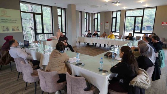 KAHRAMANMARAŞ’TA BELEDİYE PERSONELLERİNE İLK YARDIM EĞİTİMİ