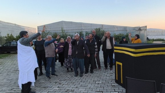 ANAMUR’DA HACI ADAYLARINA KABE MAKETİYLE UYGULAMALI EĞİTİM