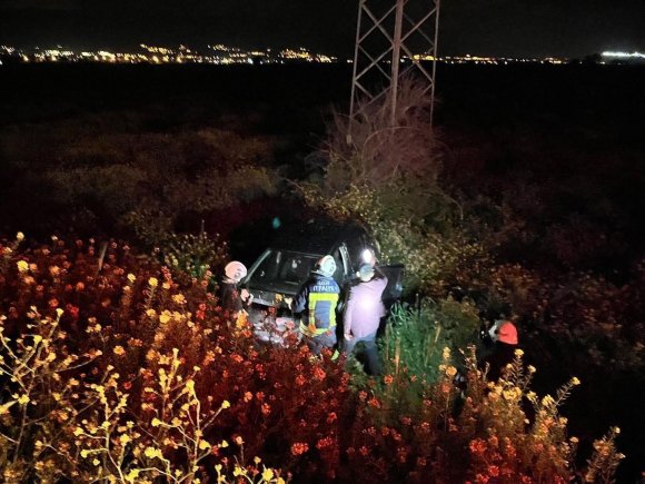 KIRIKHAN’DA TARLAYA UÇAN OTOMOBİLİN SÜRÜCÜSÜ YARALANDI