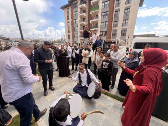 ACININ ADRESİ UMUTLA YENİDEN HAYAT BULUYOR
