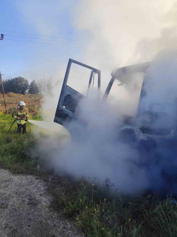 KIRIKHAN’DA KAMYON YANGINI