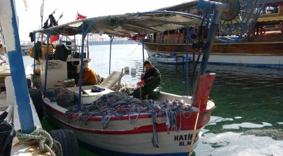 AKDENİZ’DE AV YASAĞI BAŞLIYOR