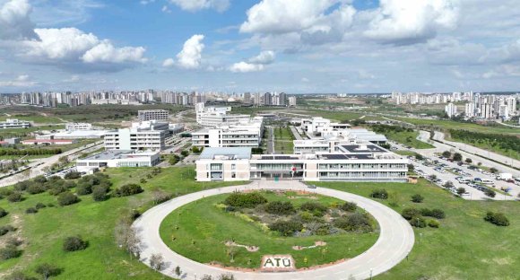 ATÜ REKTÖRÜ SÖZEN: "ÜLKEMİZE DEĞER KATMAYA DEVAM EDECEĞİZ"