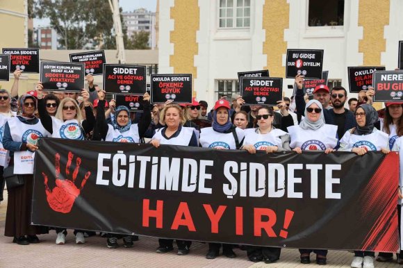 ADANA’DA EĞİTİMCİLER ŞANLIURFA’DAKİ SALDIRIYI KINADI