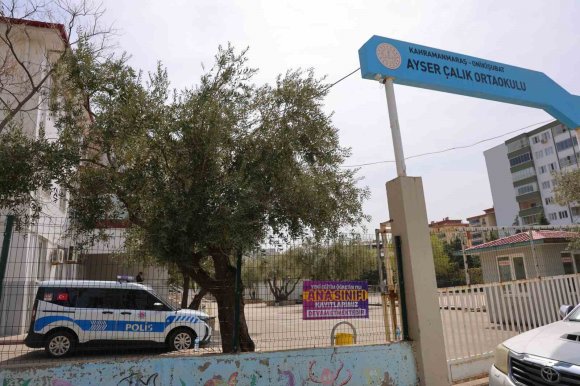 SALDIRININ OLDUĞU OKULDA SESSİZLİK HAKİM