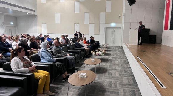 MERSİN ŞEHİR HASTANESİNDE SAĞLIK OKURYAZARLIĞI PANELİ DÜZENLENDİ