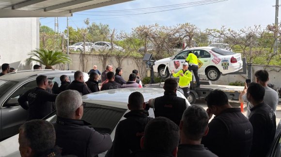 MERSİN’DE TRAFİK GÜVENLİĞİ İÇİN SÜRÜCÜLERE UYGULAMALI EĞİTİM