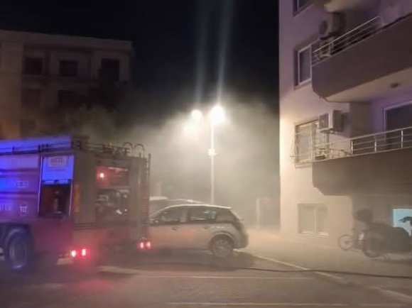İSKENDERUN’DA BİNANIN BODRUM KATINDA YANGIN ÇIKTI