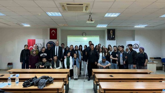 FİZİKSEL ENGELLİ BİREYLER ASPENDOS ANTİK TİYATROSU’NU VR GÖZLÜKLERİ İLE SANAL ORTAMDA GEZDİ