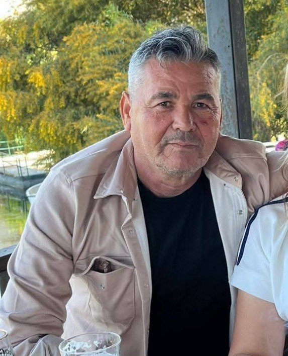 FİNİKE’DE ELEKTRİK DİREĞİNE ÇARPAN MOTOSİKLETLİ HAYATINI KAYBETTİ