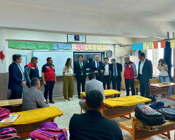 KIRIKHAN’DA BİÇERDÖVER OPERATÖRLERİ EĞİTİLİYOR