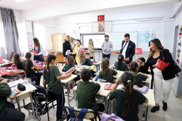 ADANA’DA ÇOCUKLAR UNUTULMADI