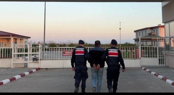 KESİNLEŞMİŞ HAPİS CEZALARIYLA ARANAN 7 HÜKÜMLÜ YAKALANDI